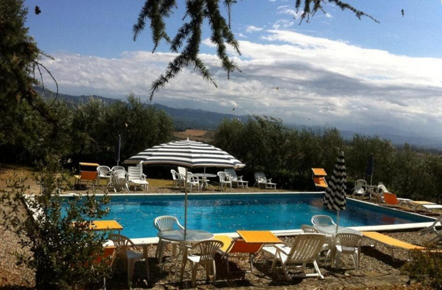 Agriturismo Il Palazzaccio Villa Galliano Exteriör bild