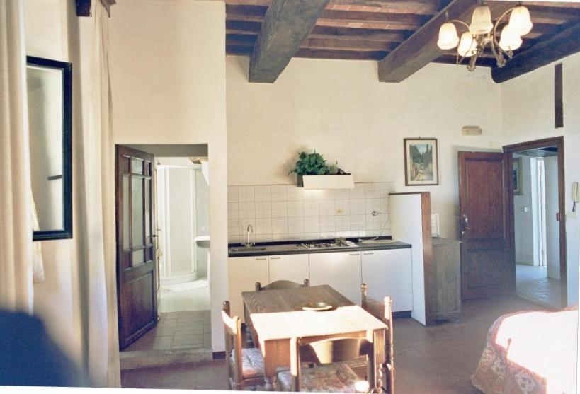 Agriturismo Il Palazzaccio Villa Galliano Rum bild